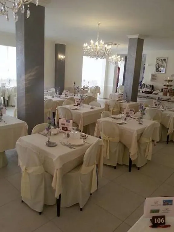 Hotel Explorer Cervia Italien